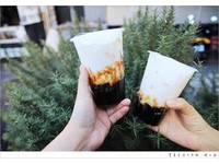 手遥控必喝！散发浓厚黑糖香的台中人气波霸鲜奶　