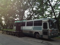 想载学生向前走！东吴报废老校车　校友集资改成咖啡馆