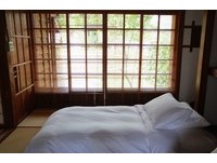 宛如走进日本村落“安棠德木屋”80年桧木沉香萦绕鼻尖