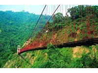 情侣走过就能爱情长久　阿里山“天长桥”重新启用