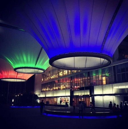 ▲大东文化艺术中心。（图／IG@waynelovemia提供，请勿任意翻摄以免侵权）