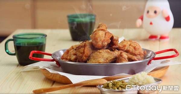 ▲继光香香鸡的薄皮一只鸡(图/继光香香鸡提供)