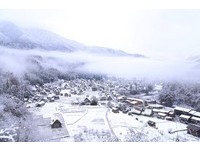 银白童话世界再现！白川乡合掌村下雪　2018点灯时间公开