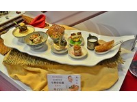连盘子都是台湾形状！逛美食展听名厨“说菜”