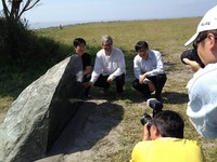 用小说将世界串起来　第101颗“平行世界碑”落台东