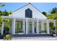 依山傍水的玉井白教堂　仿佛走过人间仙境、世外桃源