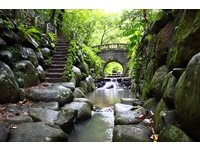 北市竹子湖夜间赏萤反应太热烈　虎山溪加开安可场
