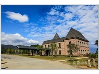 悠闲午茶时光！城堡中喝咖啡饱览太平洋、龟山岛美景