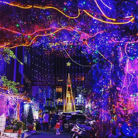 ▲北投圣诞巷。（图／网友提供，请勿随意翻拍，以免侵权）