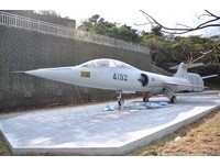 F104战机飞进市区　新北忠灵祠打造全台最大武器公园