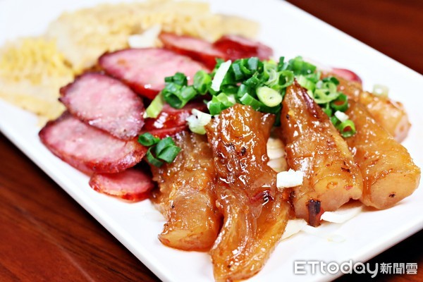 ▲四学士牛肉面餐点。（图／记者华少甫摄）