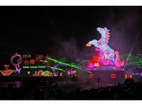 “台湾灯会”闭幕6分钟烟火秀划下句点　2015台中接棒