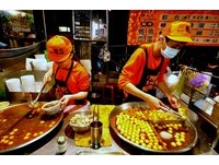 单车环岛太热血！美部落客：五个理由让台湾值得一游　