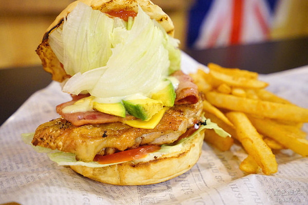 ▲宜兰J.J burgers 美式汉堡。（图／紫色微笑提供）