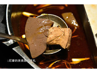 台北信义区麻辣火锅吃到饱　7种牛肉、10种冰淇淋任吃