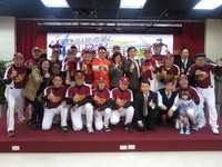 台韩观光交流明星棒球赛　3张发票就能入场做公益