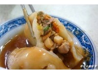屏东大埔少见的炸肉圆　外皮软Q、馅料丰富