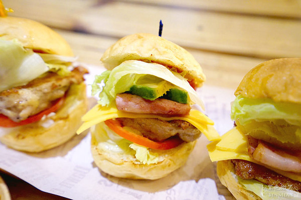 ▲宜兰J.J burgers 美式汉堡。（图／紫色微笑提供）