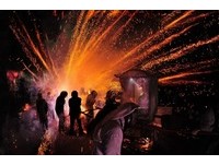 200座炮城！盐水蜂炮13日登场　体验“炮击”全攻略