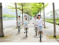 “高雄单车地图”APP上路　骑单车沿8大车道畅游高雄