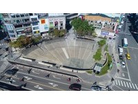 新竹打卡新亮点！车站前广场改造完工　视觉穿透可表演