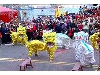神明过火、勇士跳水　野柳神明净港文化祭初九登场