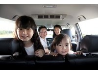 家族旅游考虑包车？达人推7大好处　长辈、小孩一次解决