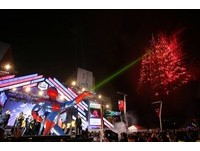 台北101跨年烟火　有请蜘蛛人点燃