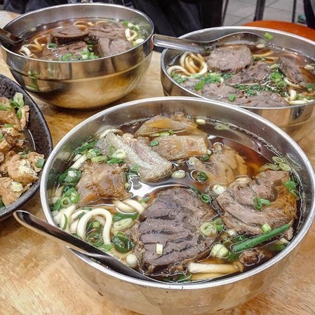 ▲台北市林东芳牛肉面。(图/IG@pai110提供,请勿任意翻摄以免侵权)