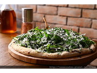 义烤炉原装来台　Pizzeria Oggi柴烧披萨“义味”飘散