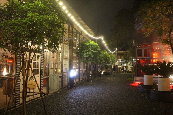 ▲曼谷飞机夜市ChangChui。（图／东南旅游提供）