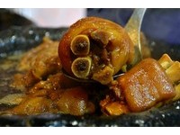 午餐食客／老板来碗胶原蛋白！猪脚软Q入口即化