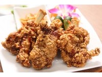 60年功力传承　老北投蓬莱排骨酥皮脆肉香甜