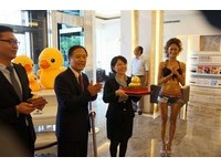 抽中市值50万元黄金钻石鸭　高雄市蔡姓男子：太幸运了