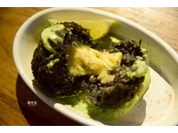 台北巷内义式炖饭专卖店　酥脆墨鱼起司肉球