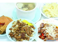 双连街鲁肉饭小菜优饭实在　不是用餐时间也非吃不可