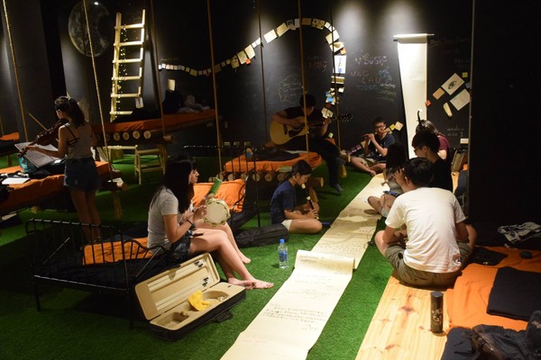 ▲%继ㄖ行erBed夜寝计划。（图／PerBed (有张床&mdash;台中站）授权提供，请勿随意翻拍，以免侵权。）