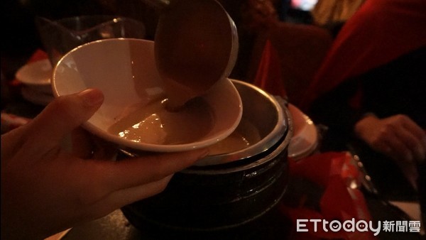 ▲英国伦敦中世纪宴会主题餐厅The Medieval Banquet。（图／记者赖文萱摄）