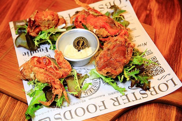台北市 龙波斯特 龙虾三明治 / 龙虾堡 -南京龙江店 Lobster.foods。(图/Upssmile萍子提供)