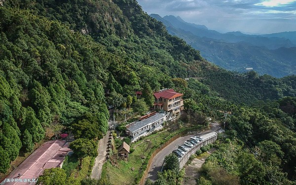 ▲台中酒桶山。法蝶景观餐厅。（图／满分的旅游札记提供）