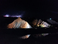 中秋赏月新亮点　高雄田寮月世界增夜灯造景