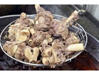 350元“姜母鸭＋羊肉炉”吃到饱！南台湾第1家超狂锅物