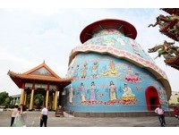 胆小者勿入！台南超骇人鬼屋　地狱内血池上漂翻白眼尸