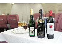 机上品酒湿度、压力都有影响　国籍航空选酒获国际肯定