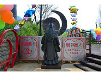 安奉“月下老人”神像　指南宫盼破分手魔咒