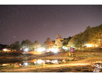 那一夜南澳，我们泡著温泉，望着星空睡去