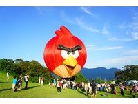 任务达成！愤怒鸟要回家了　造型热气球本周最后飞行