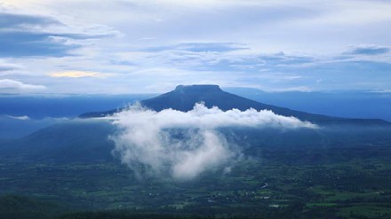 泰国秘境介绍！边境原来有座“富士山”！
