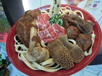 一碗牛肉面价值万元美金！台湾首间牛肉面时尚馆开幕