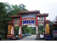 来去寺庙住一晚／怀旧风狮头山　每餐不到一百元